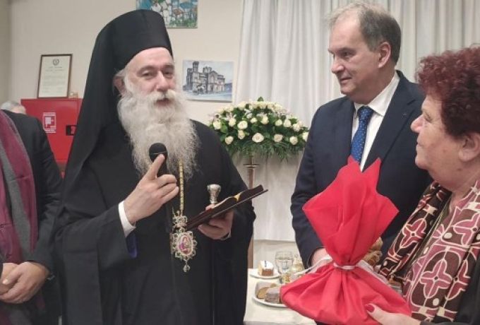 Κοπή Πρωτοχρονιάτικης Πίτας των ΚΑΠΗ Ξυλοκάστρου και Δερβενίου σε συγκινητικό κλίμα